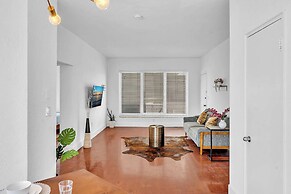 Garden Suite 8-hosted by Sweetstay