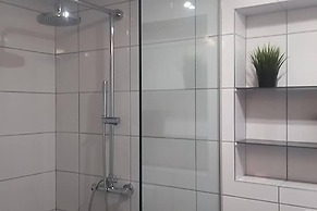 Super Central Studio Apartment - With Balcony