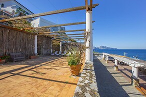 Villa San Montano in Massa Lubrense