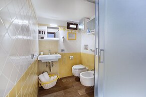 Casa Cristina Yellow