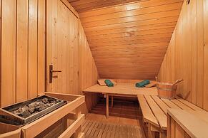 Kunstek Farmhouse With Sauna
