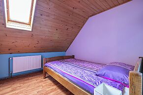 Kunstek Farmhouse With Sauna