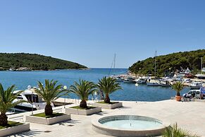 Holiday House Damir - Apartment 1