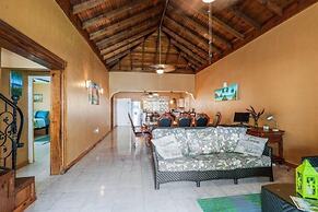 Yanceylargo Estate - Newly Renovated 7br Beautiful Two-story Estate Vi