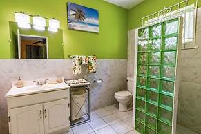 Yanceylargo Estate - Newly Renovated 7br Beautiful Two-story Estate Vi