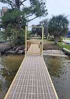 Relaxing 2bd/2ba w/ Partial View & Pool