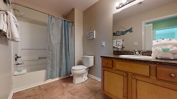 2br/2ba Full Condo w/ Pool & Gym, Sleeps 6