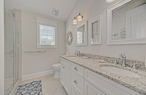 Oasis by the Beach managed by the Beach Retreats