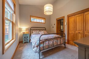 Neighborhood Nest 2 Bedroom Home by RedAwning