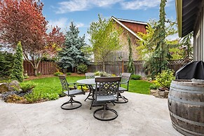 Neighborhood Nest 2 Bedroom Home by RedAwning