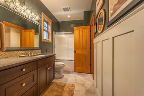 Neighborhood Nest 2 Bedroom Home by RedAwning