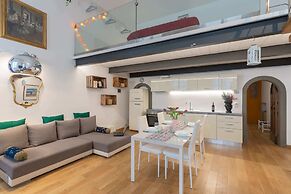 Monalda Loft 2-hosted by Sweetstay