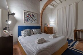 Santo Spirito Suite-hosted by Sweetstay