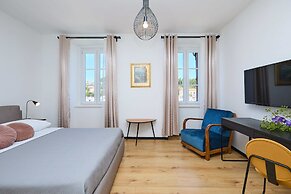 Boutique Garden Rooms