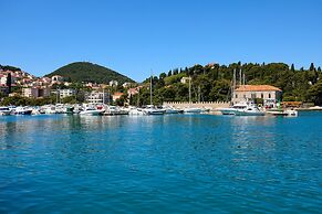 Boutique Garden Rooms