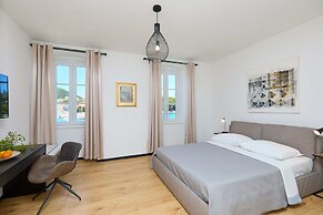 Boutique Garden Rooms