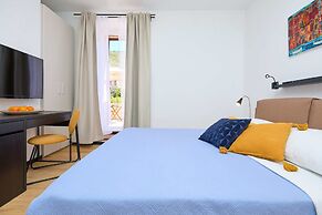 Boutique Garden Rooms