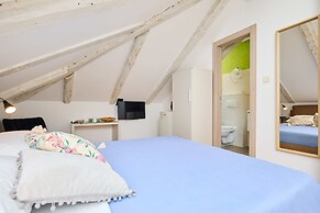 Boutique Garden Rooms