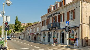 Boutique Garden Rooms
