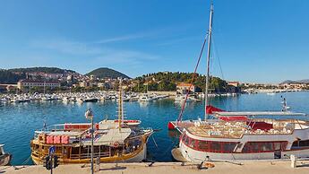 Boutique Garden Rooms