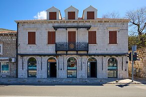 Boutique Garden Rooms