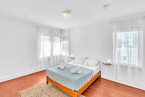 Garden Suite 9-hosted by Sweetstay