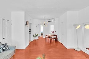 Garden Suite 9-hosted by Sweetstay