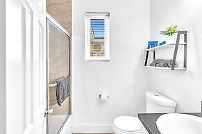 Garden Suite 9-hosted by Sweetstay