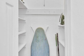 Garden Suite 9-hosted by Sweetstay