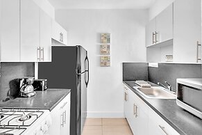 Garden Suite 9-hosted by Sweetstay