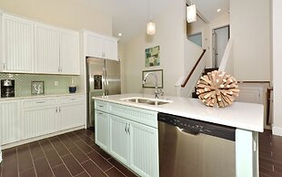 Seahorse Beach House managed by Beach Retreats