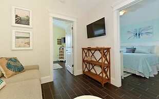 Seahorse Beach House managed by Beach Retreats