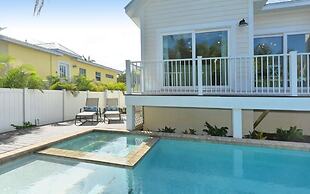 Seahorse Beach House managed by Beach Retreats