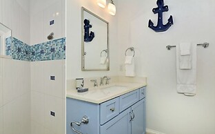 Seahorse Beach House managed by Beach Retreats