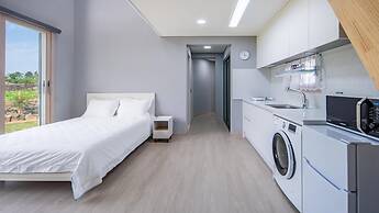 Jeju Moridarakbang Pension