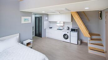 Jeju Moridarakbang Pension