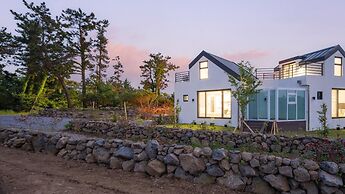 Jeju Moridarakbang Pension