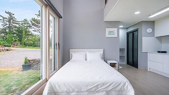 Jeju Moridarakbang Pension