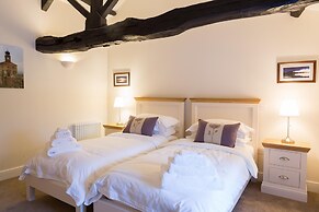 Luxurious Apartment in the Grade II Listed Netherby Hall