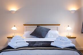 Luxurious Apartment in the Grade II Listed Netherby Hall