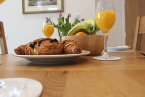 Luxurious Apartment in the Grade II Listed Netherby Hall