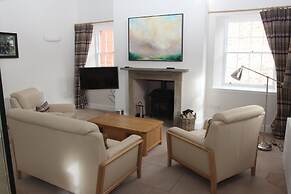 Luxurious Apartment in the Grade II Listed Netherby Hall