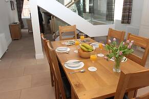 Luxurious Apartment in the Grade II Listed Netherby Hall