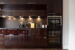 The Grosvenor Square Penthouse