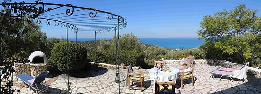 Villa Olea - Agios Nikitas Villas