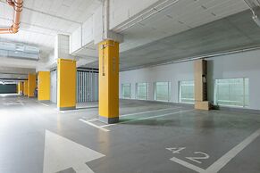 Apartment Kotsisa + Parking by Renters