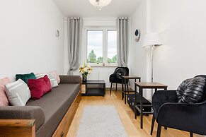 Apartment Kotsisa + Parking by Renters