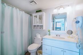 Pelican312 2 Bedroom Condo by RedAwning