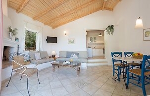 Villa Myrtia - Agios Nikitas Villas