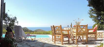 Villa Myrtia - Agios Nikitas Villas